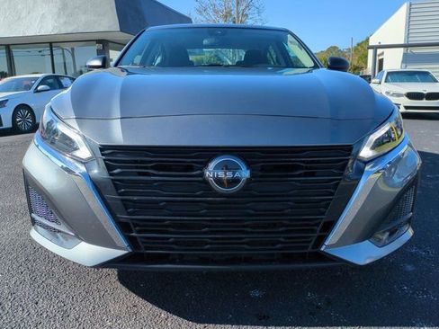 Certified 2024 Nissan Altima 2.5 SV FWD image 10