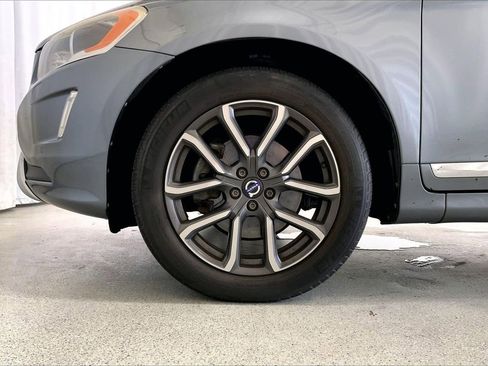 Used 2017 Volvo XC60 T6 Dynamic w/ Preferred Option Package AWD/4WD image 6