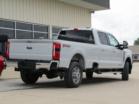 New 2026 Ford F350 Lariat AWD/4WD image 3