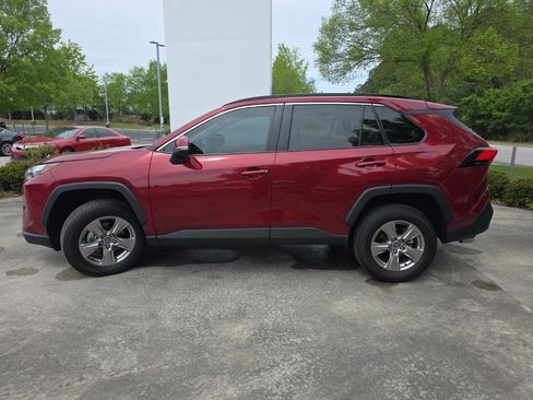 Used 2023 Toyota RAV4 XLE image 7