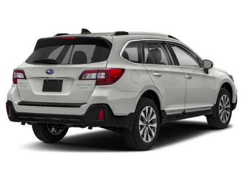 Used 2019 Subaru Outback 3.6R Touring image 2