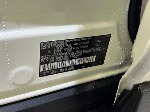 Certified 2024 Toyota RAV4 XLE image 29