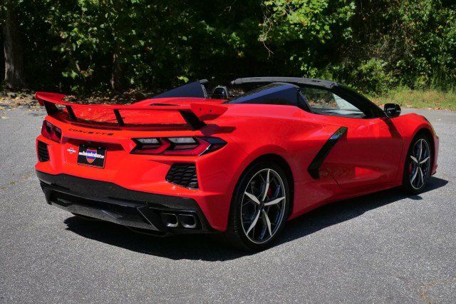 Used 2023 Chevrolet Corvette Stingray Premium Conv w/ Z51 Performance Package RWD image 9