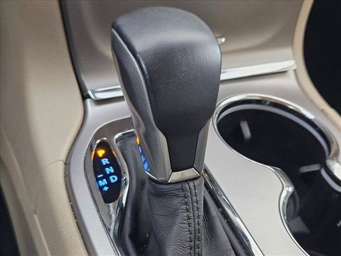 Used 2019 Jeep Grand Cherokee Laredo RWD image 21