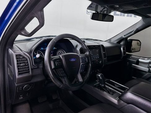 Used 2017 Ford F150 XLT w/ Equipment Group 302A Luxury image 5