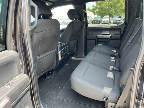 Used 2019 Ford F150 XLT w/ Equipment Group 302A Luxury AWD/4WD image 15