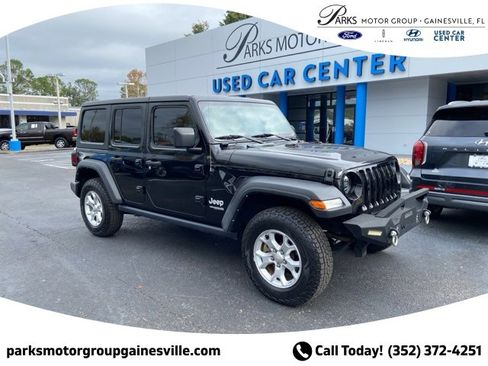 Used 2021 Jeep Wrangler Unlimited Islander image 1