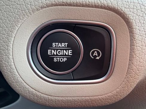 Certified 2024 Mercedes-Benz GLE 450 4MATIC image 23