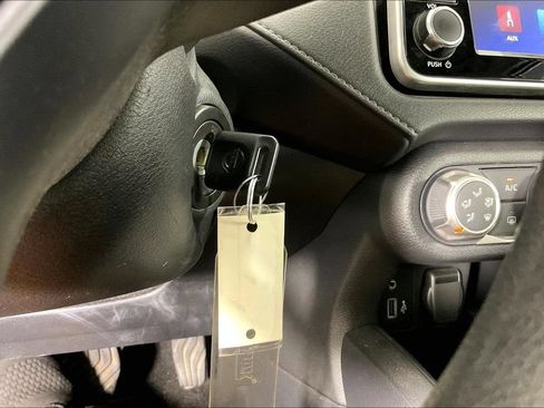 Used 2025 Nissan Versa S w/ S Plus Package FWD image 8