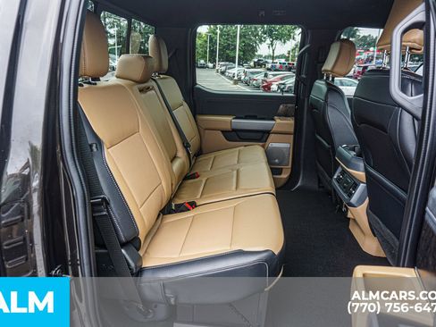 Used 2024 Ford F250 Lariat w/ Sport Appearance Package AWD/4WD image 23