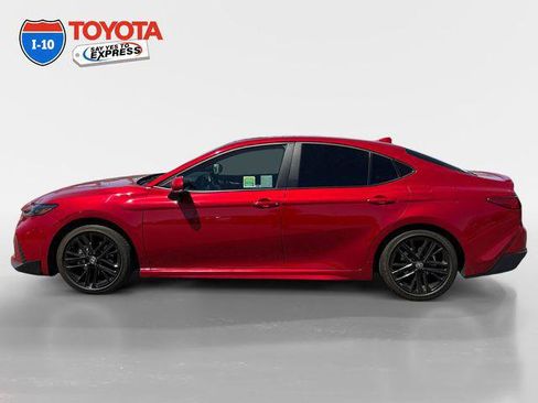 Certified 2025 Toyota Camry SE w/ Convenience Package FWD image 2