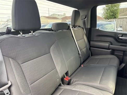 Used 2022 Chevrolet Silverado 1500 Custom Trail Boss w/ LPO, Dark Essentials Package image 12