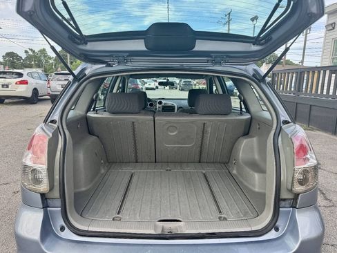 Used 2005 Toyota Matrix FWD image 12