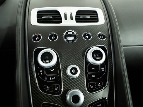 Used 2019 Aston Martin Vanquish Zagato image 36