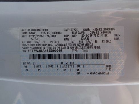 Used 2025 Ford F250 XL AWD/4WD image 22