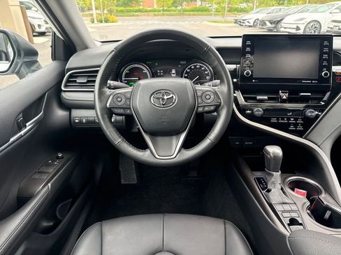 Used 2024 Toyota Camry XSE w/ Cold Weather Package FWD image 13