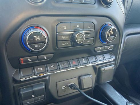 Used 2019 Chevrolet Silverado 1500 LT Trail Boss image 21