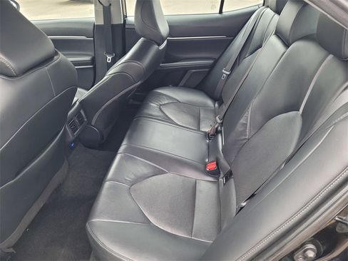 Used 2023 Toyota Camry XLE image 9