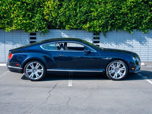 Used 2016 Bentley Continental GT image 6