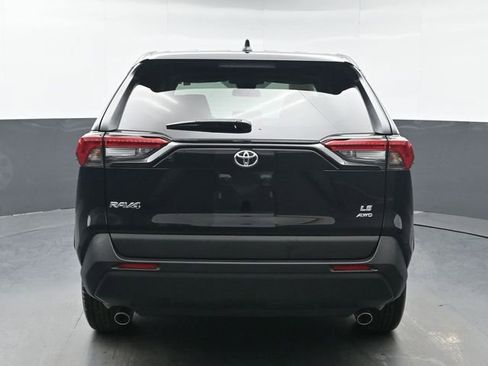 Certified 2025 Toyota RAV4 LE AWD/4WD image 5