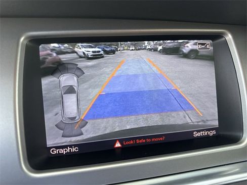 Used 2015 Audi Q7 3.0T Premium w/ Technology Package image 17