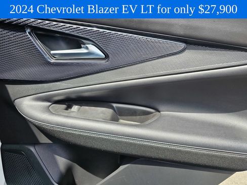 Used 2024 Chevrolet Blazer EV LT AWD/4WD image 12