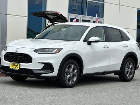 New 2026 Honda HR-V LX image 7