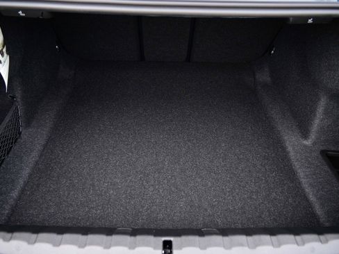 Used 2025 BMW 430i Coupe w/ M Sport Package image 27