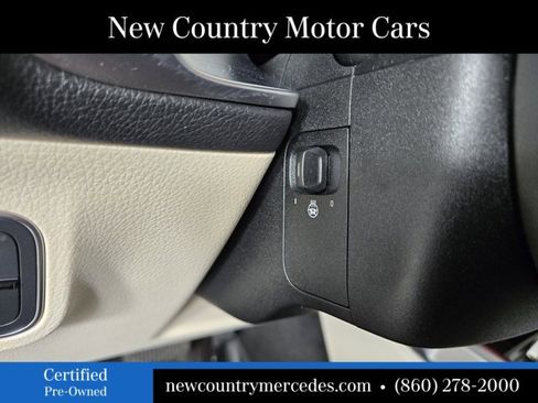 Certified 2023 Mercedes-Benz GLB 250 4MATIC image 25