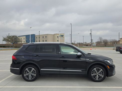 Used 2024 Volkswagen Tiguan Wolfsburg Edition image 2