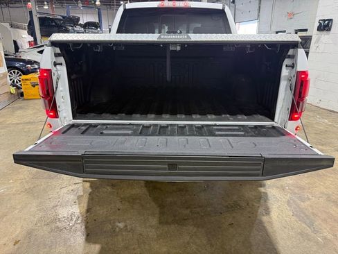 Used 2018 Ford F150 Raptor w/ Equipment Group 802A Luxury image 20