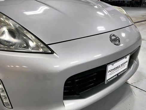 Used 2013 Nissan 370Z Coupe image 29
