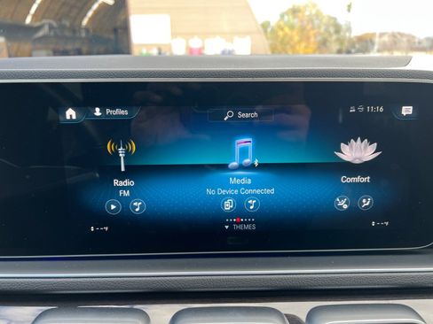 Used 2021 Mercedes-Benz GLE 350 4MATIC image 30