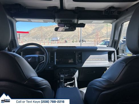 New 2025 Ford Bronco Badlands w/ Sasquatch Package AWD/4WD image 59