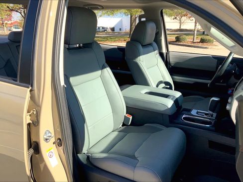 Used 2019 Toyota Tundra Limited w/ TRD Off Road Package AWD/4WD image 9