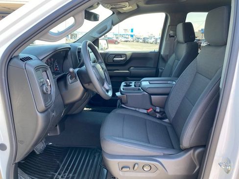 New 2026 Chevrolet Silverado 1500 Custom w/ LPO, Dark Essentials Package RWD image 21