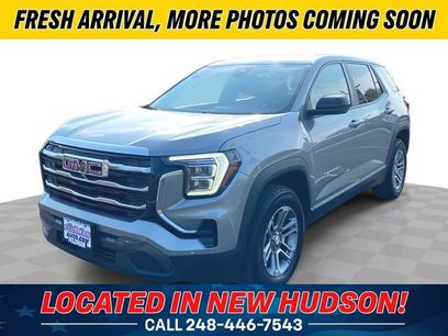 Used 2025 GMC Terrain Elevation