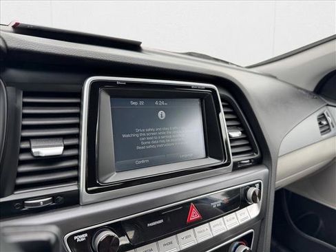 Used 2018 Hyundai Sonata SEL image 12
