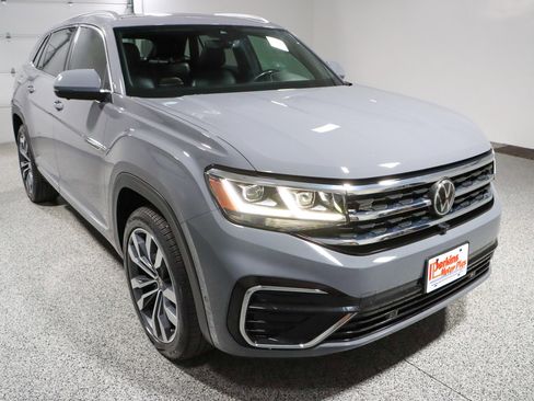 Used 2023 Volkswagen Atlas Cross Sport SEL Premium R-Line AWD/4WD image 5