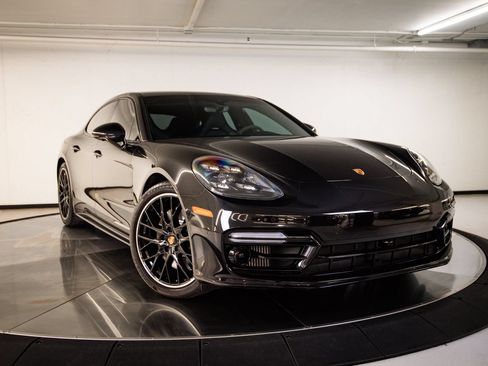 Certified 2023 Porsche Panamera GTS AWD/4WD image 9