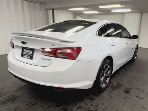 Certified 2022 Chevrolet Malibu LT w/ Leather Package image 8