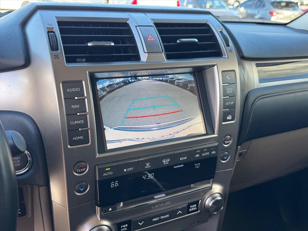 Used 2021 Lexus GX 460 Premium w/ Premium Package AWD/4WD image 29