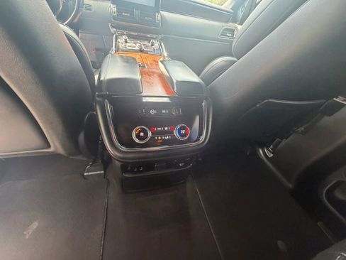 Used 2018 Lincoln Navigator Select RWD image 14