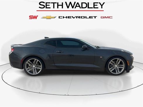 Used 2018 Chevrolet Camaro LT w/ RS Package image 8