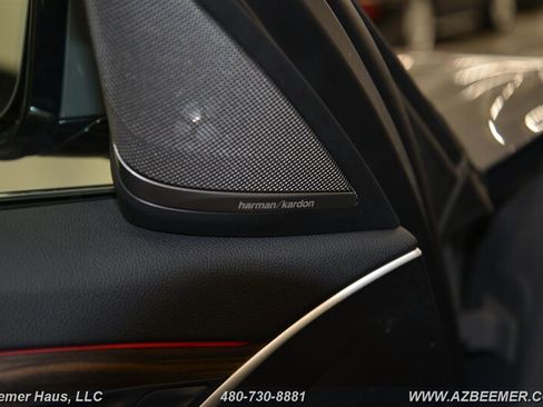 Used 2022 BMW 530e w/ Premium Package image 29