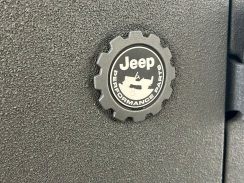 Used 2021 Jeep Wrangler Unlimited Rubicon AWD/4WD image 18