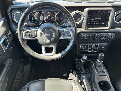 Used 2021 Jeep Wrangler Unlimited Sahara w/ Cold Weather Group AWD/4WD image 10
