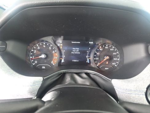 Used 2023 Jeep Compass Latitude image 23