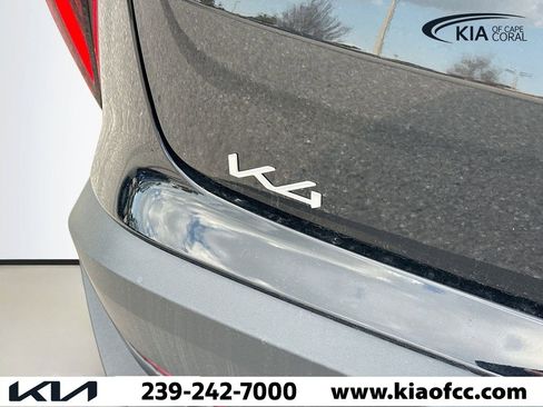 New 2025 Kia K4 LXS image 11