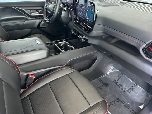 Used 2024 Chevrolet Silverado EV RST AWD/4WD image 19